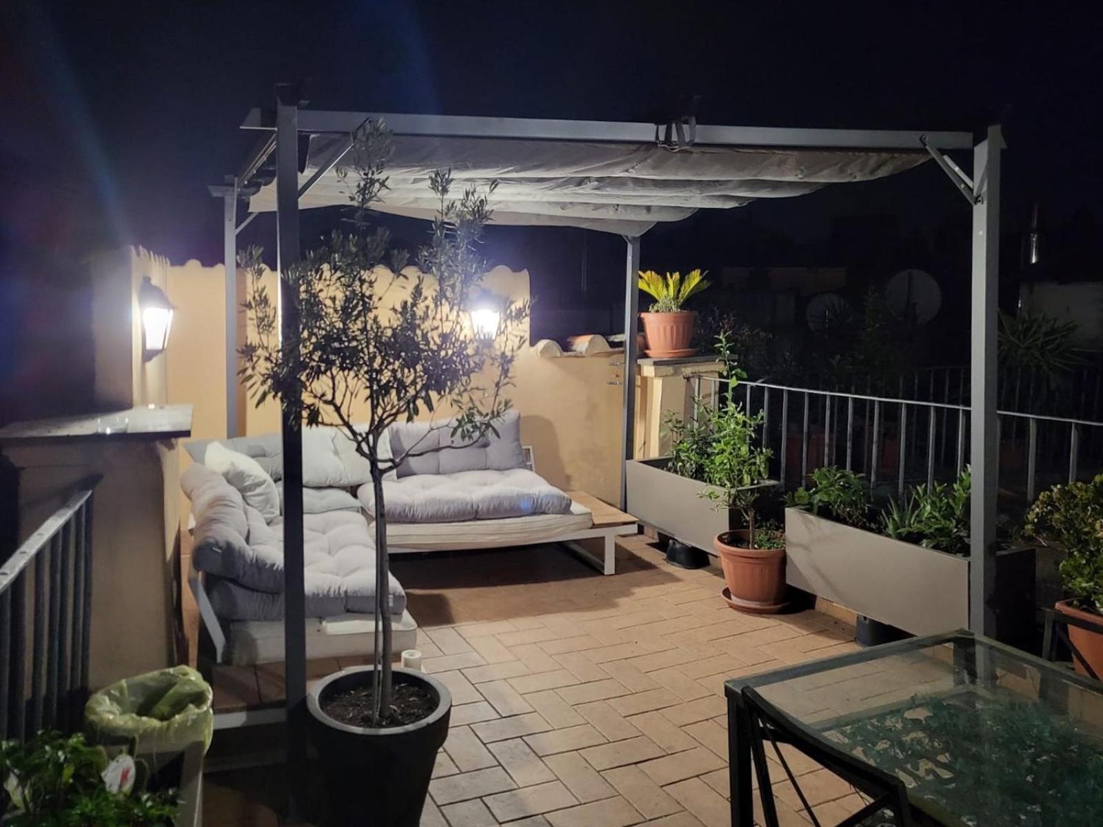 Navona,Campo De Fiori Roof Top House Rome Bagian luar foto